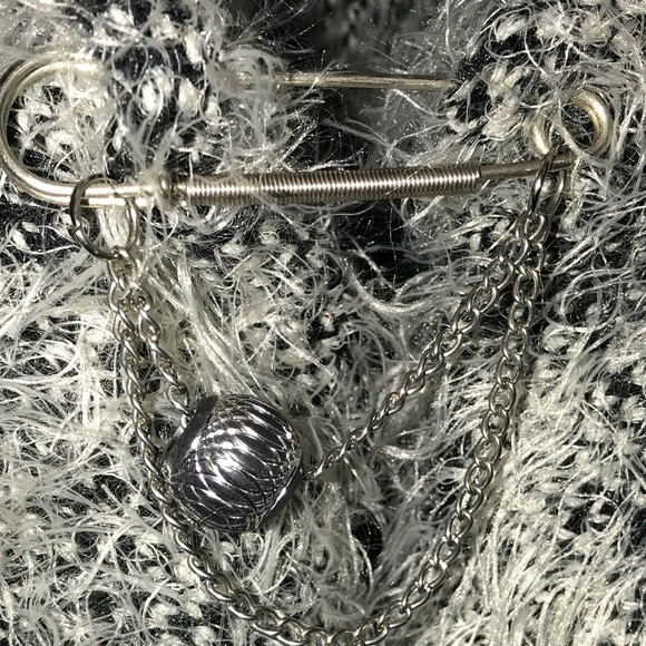 Sioni Sleeveless - Sweater Vest. So Soft Size L/XL - Picture 2 of 5